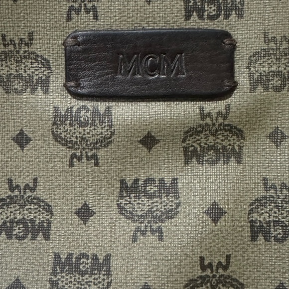 Gorgeous EUC- MCM Marble Visetos Crossbody-Tan/Brown Coated Canvas-Leather Trim - Picture 4 of 17